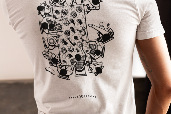 T-shirt en coton biologique avec sérigraphie 1 couleur T-shirt en coton sérigraphié en noir dans le dos