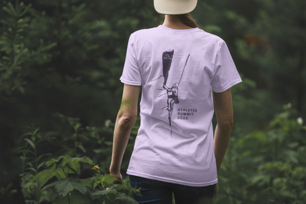Sérigraphie sur t-shirt en coton Biologique pour la marque BlueIce T-shirt personnalisé pour une marque de sport